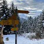 דירה Cosy For 5 Near Lift, Hameau D2