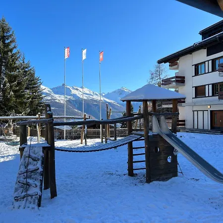 アパート Cosy For 5 Near Lift, Hameau D2 *