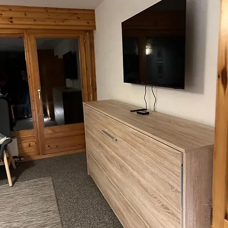 Appartement Cosy For 5 Near Lift, Hameau D2