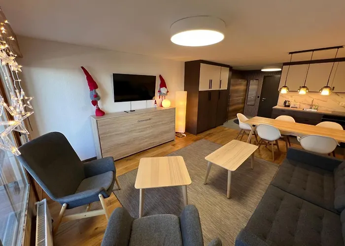 Lägenhet Cosy For 5 Near Lift, Hameau D2