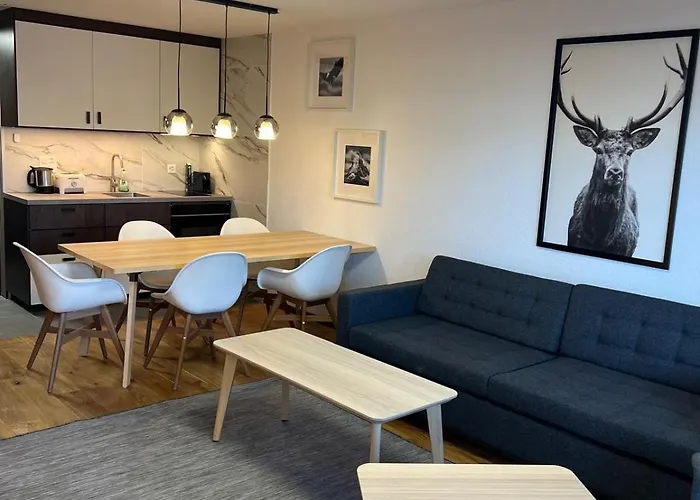 Lägenhet Cosy For 5 Near Lift, Hameau D2