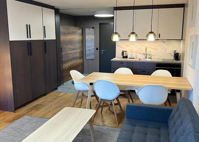 Cosy For 5 Near Lift, Hameau D2